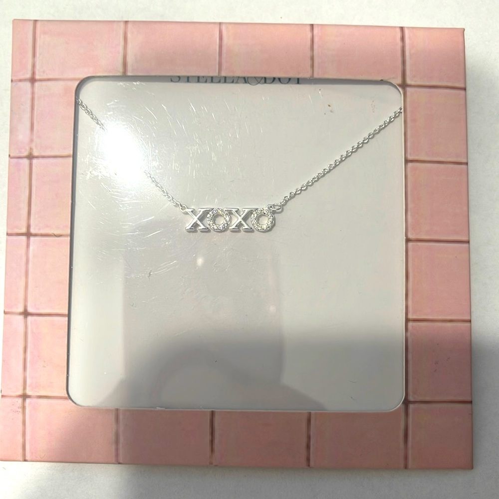 Stella and Dot XOXO silver necklace